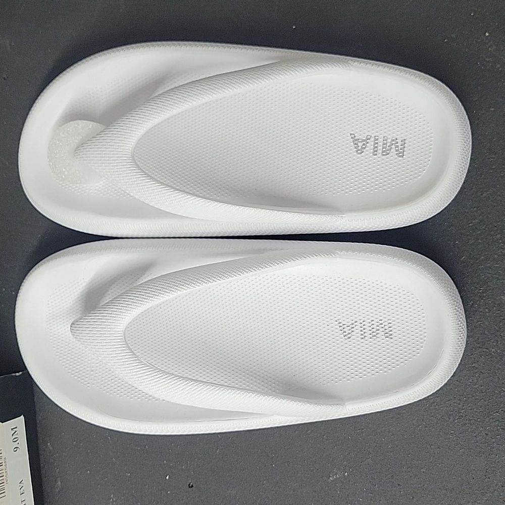 White flip-flops Mia brand